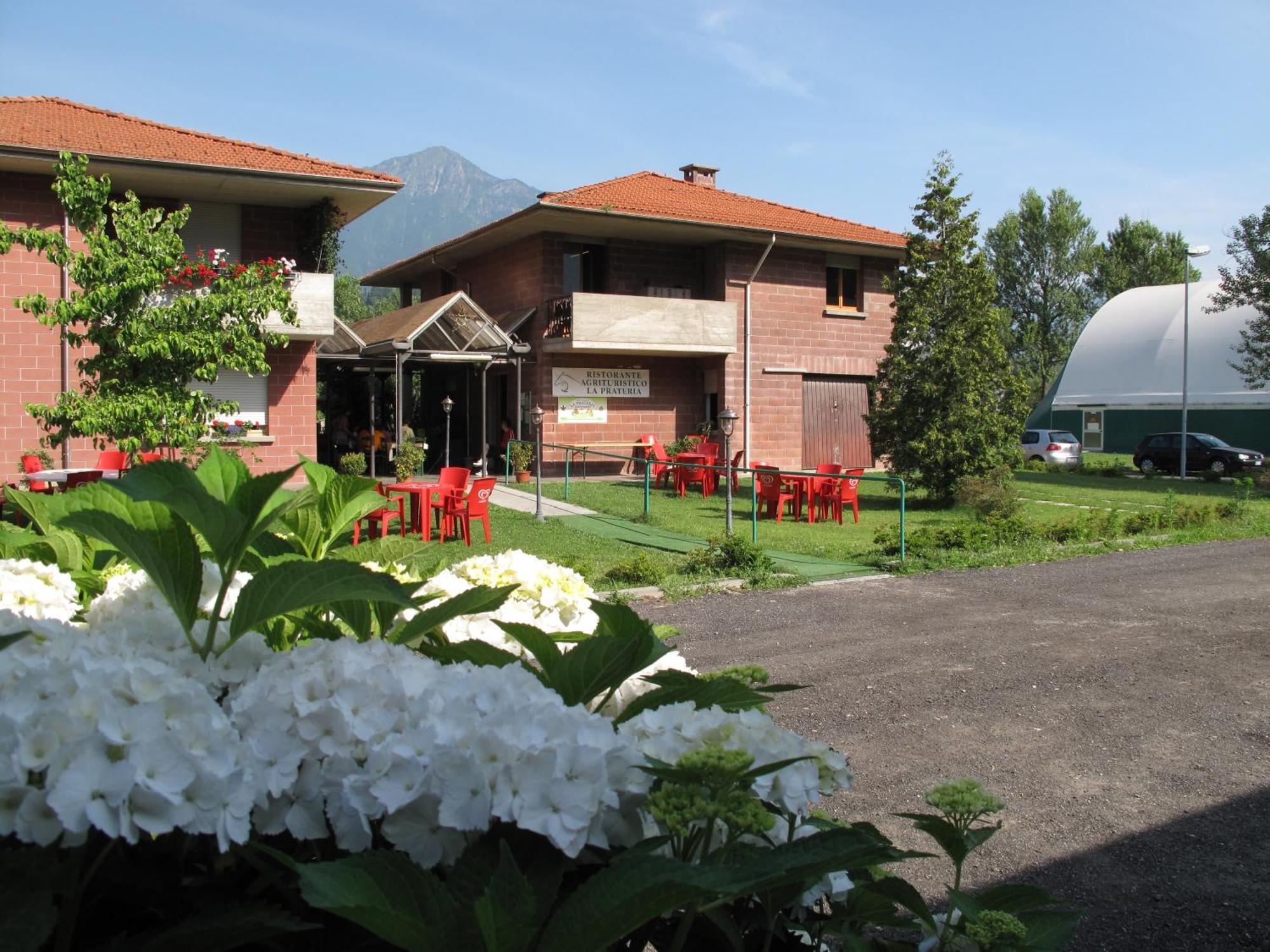 Lions Village Domodossola Bagian luar foto